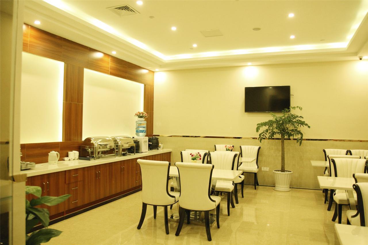 Greentree Alliance Guangxi Hezhou Babu District Lingfeng Square Hotel Exterior foto