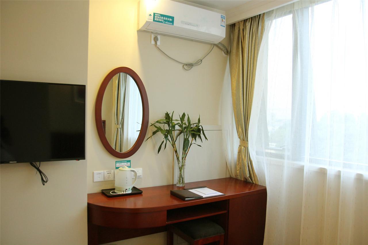 Greentree Alliance Guangxi Hezhou Babu District Lingfeng Square Hotel Exterior foto